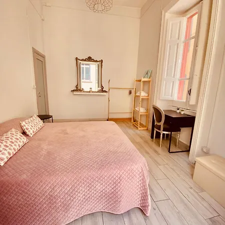 Cupola San Marcellino * Neapel